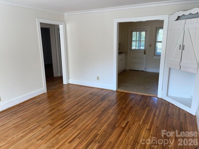 Photo - 1308 S Kings Dr