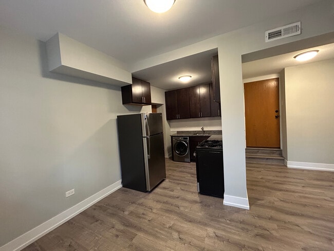 Photo - 1128 Maple Ave