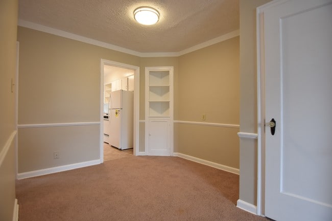 Dining Room - Mount Vernon Arms