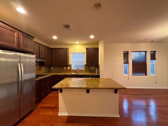 Building Photo - Upgraded Otay Ranch Townhome With Garage And Resort Style Amenities