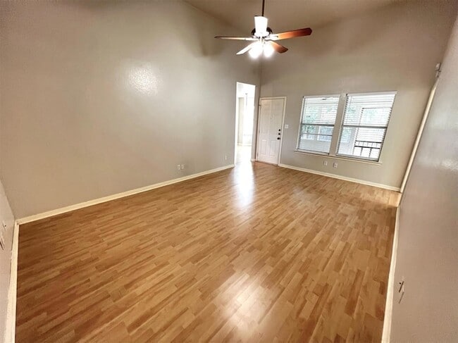 Photo - 803 Sable Trail Ct