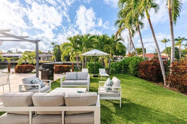 Photo - 636 Hibiscus Dr