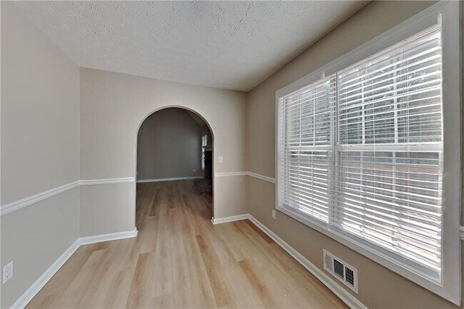 Photo - 1075 Crystal Water Dr SE