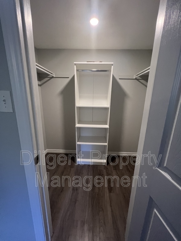 Photo - 926 Dainard Dr