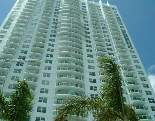 Photo - 31 SE 5th St Unidad 2601 Rental