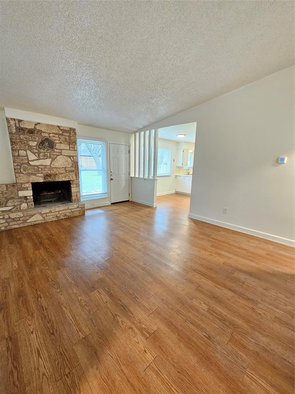 Photo - 8005 Creekmere Ln