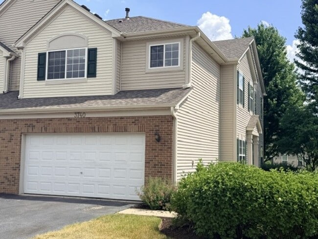 Building Photo - 3740 Pope Ct