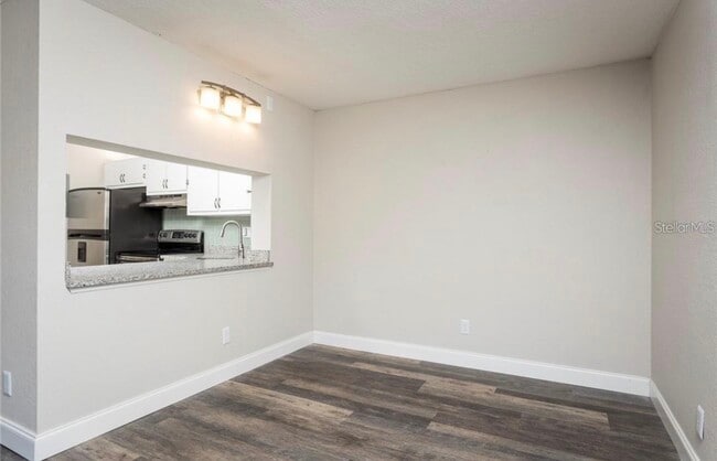 Photo - Virginia Drive Apartments