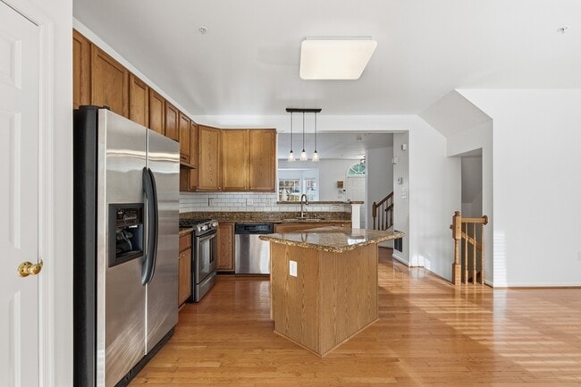 Photo - 7402 Serenade Cir