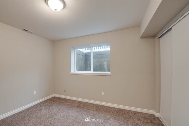 Photo - 311 Taylor Ave NW