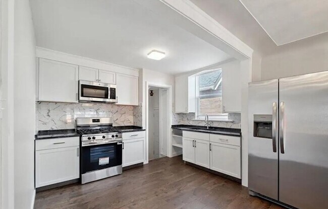 Photo - Beautiful 3 bedroom/1 bath Brick Bungalow - Now Available!