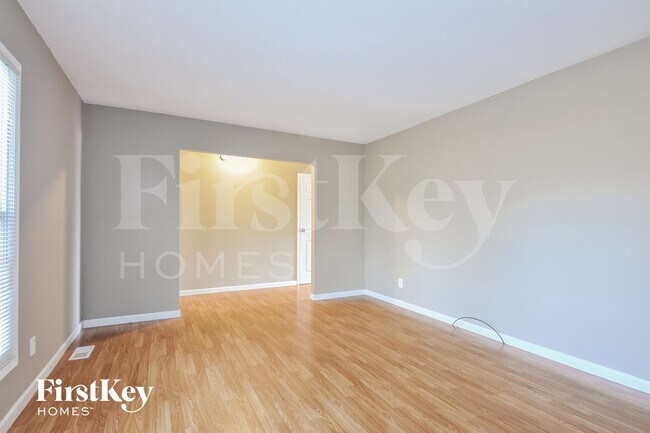 Photo - 2064 Aristocrat Dr