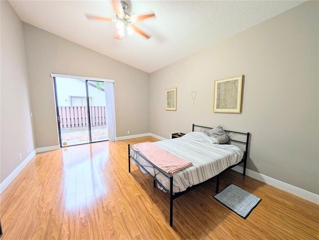 Photo - 10330 NW 12th Pl