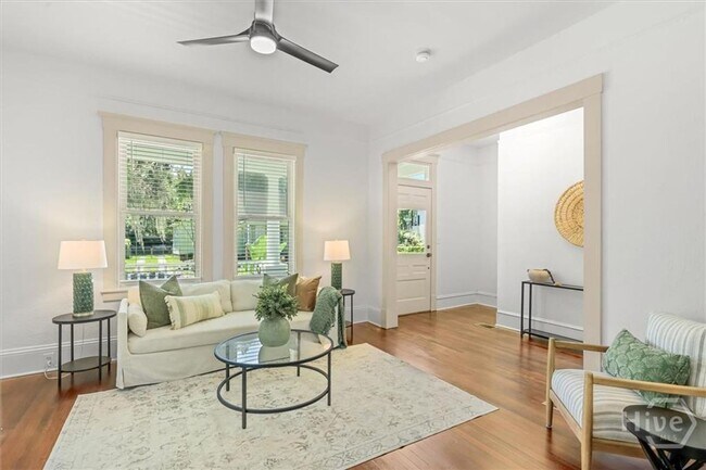 Photo - Beautifully Renovated 4-Bedroom Home with Charm & Modern Comfort – Savannah, GA