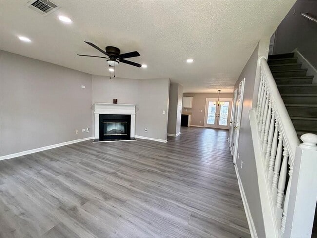 Photo - 3354 Waggoner Ln