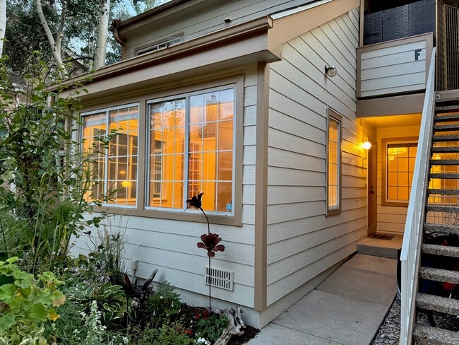Photo - 6048 Gunbarrel Ave