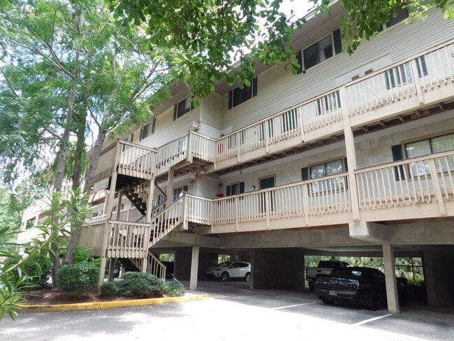 Building Photo - Furnished Townhome Available Now