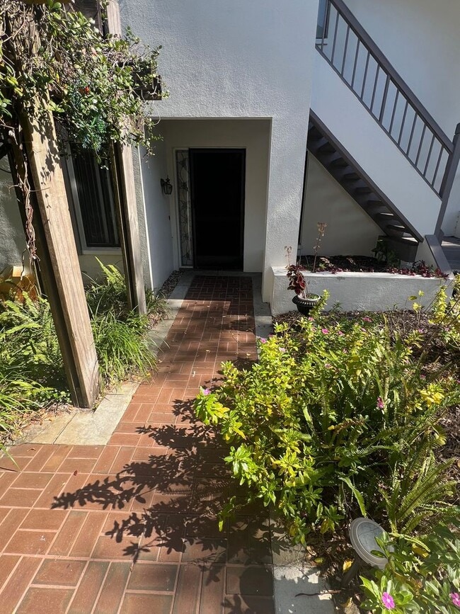 Building Photo - Cypress Trace Condo