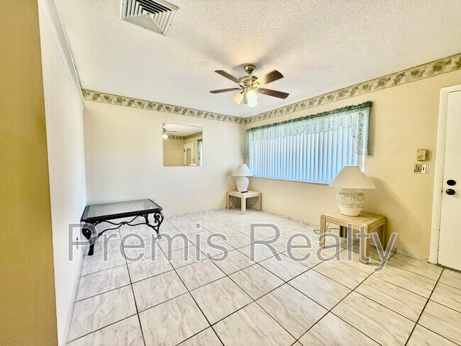 Photo - 1235 S Highland Ave