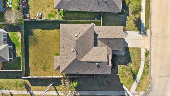 Photo - 1203 Lancer Leap Dr