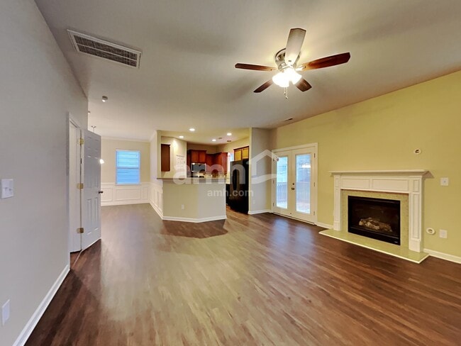 Photo - 14910 Green River Dr