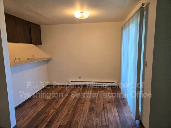 Photo - 417 SW 155th St Unit #6