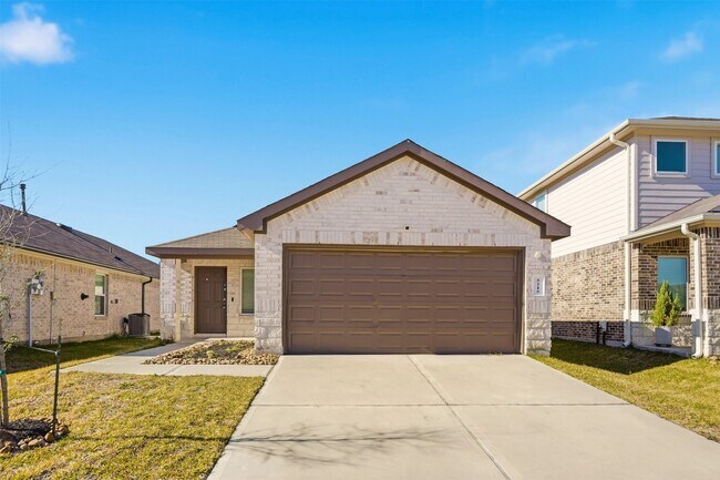 Photo - 5215 Mossdale Blf Ln