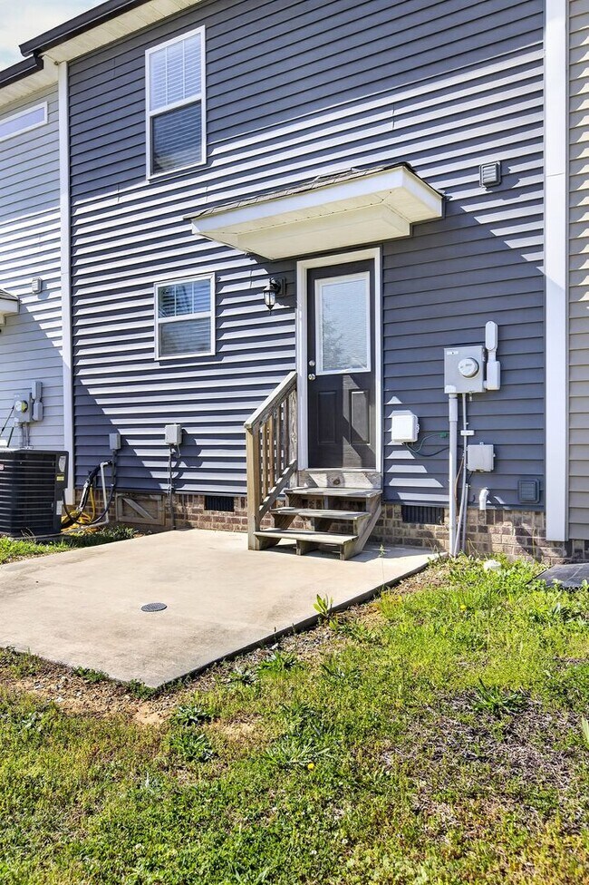 Photo - Luxury Size Townhome