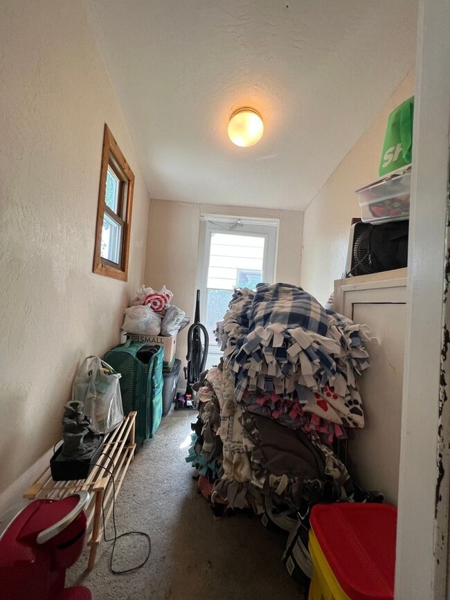 Photo - 127 20th St S