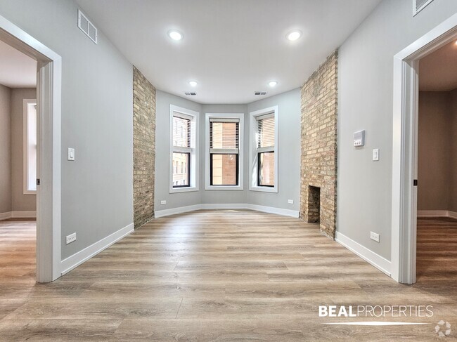 Building Photo - 434 W Belden Ave Unit 2 bed Rental