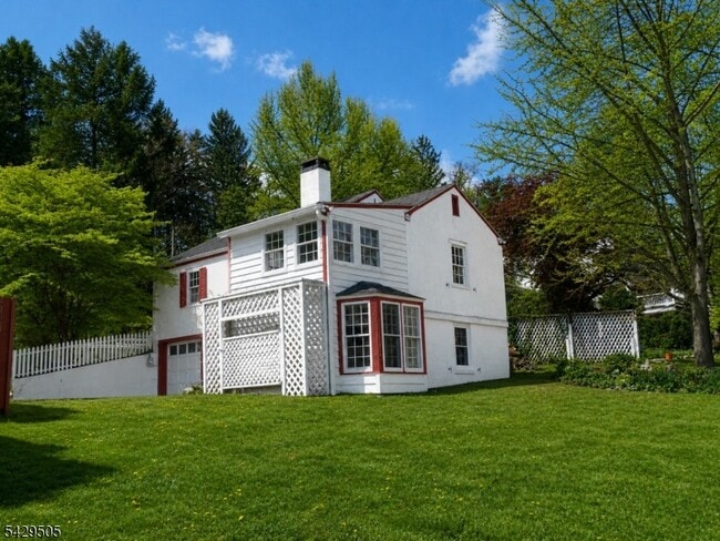 Photo - 89 Asbury Rd