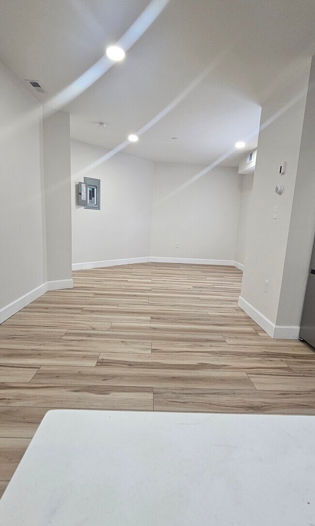 Photo - 42 Warner St Unit B3