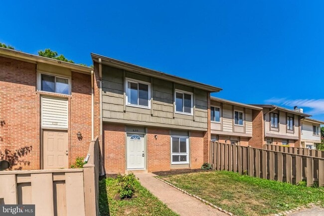 Building Photo - 630 Clearwater Ct Rental