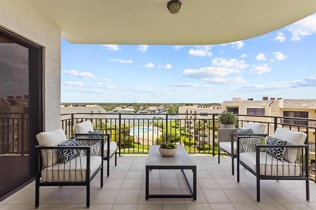 Photo - 370 Golfview Rd Unit 603