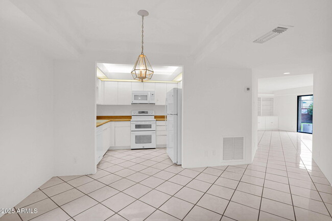 Photo - 5035 N 10th Pl Unidad 108