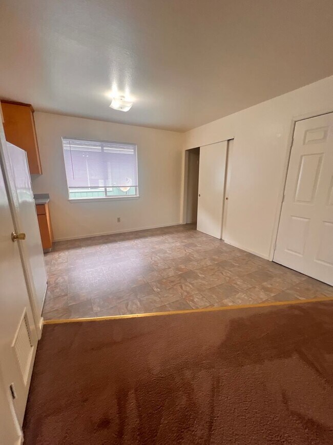 Photo - 1330 Haven Ln Unit 4