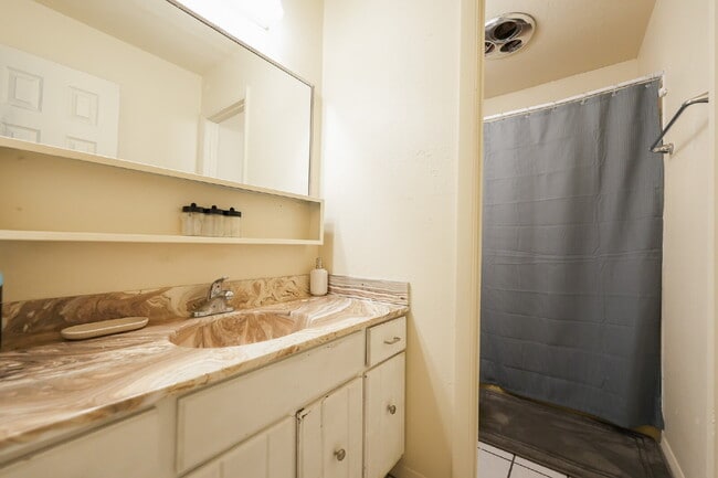 Photo - Furnished Master Bedroom 3 with Patio Acce...