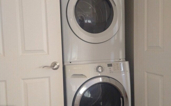 Photo - 1210 Walnut Ave Unit #2