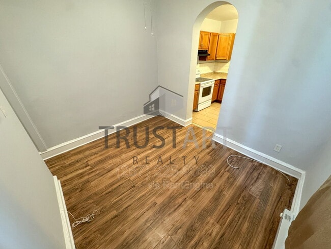 Photo - 2446 N 33rd St Unidad 1