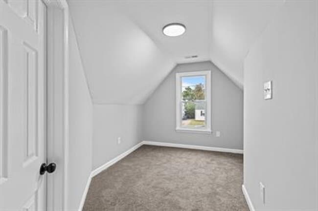 Photo - 121 Glendale Ave