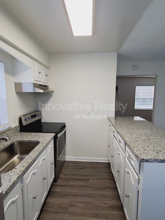 Photo - 5250 Davisson Ave