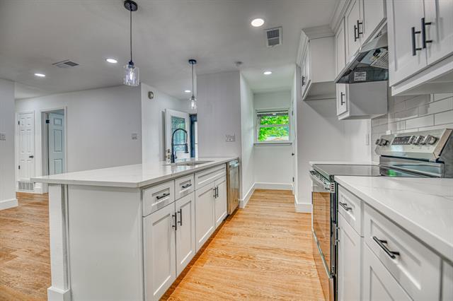 Photo - 1225 Venus St