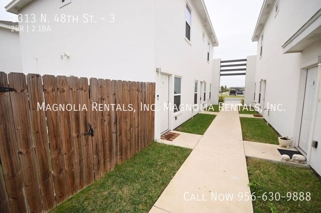 Photo - 1313 N 48th St Unidad 3