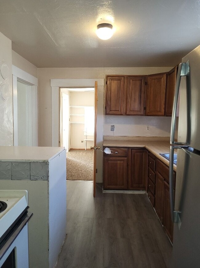 Photo - 4381/2 14th St - 2BR house behind Victorian Square in Sparks