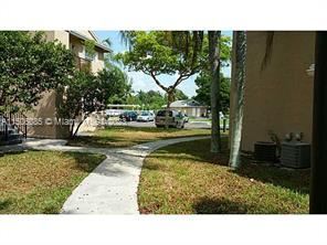 Building Photo - 2 br, 2 bath Condo - Reflections At Pembro... Unit # 14J