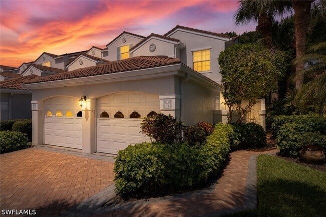 Building Photo - 8420 Excalibur Cir Unit R12