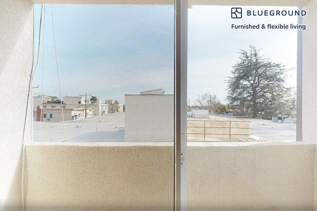 Photo - 1920 Overland Ave Unit ID9200A