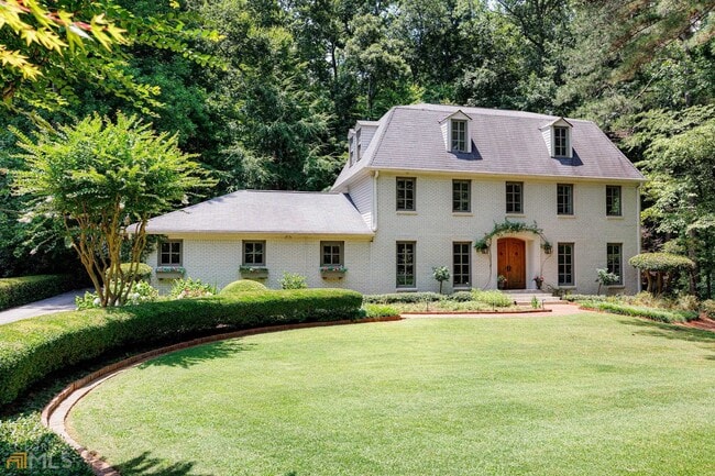 Photo - 521 Hollydale Ct NW House