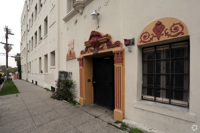 Photo - 3972 W. 9th St