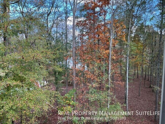 Photo - 115 Silver Lake Way